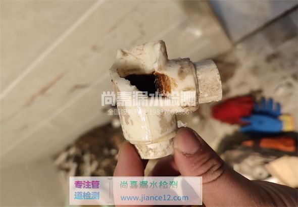 琼结引起漏水的原因有哪些？